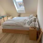 Modernes Penthouse-loft Mit Konuskarte Fuer Kostenfreien Oepnv Apartment Ehrenkirchen
