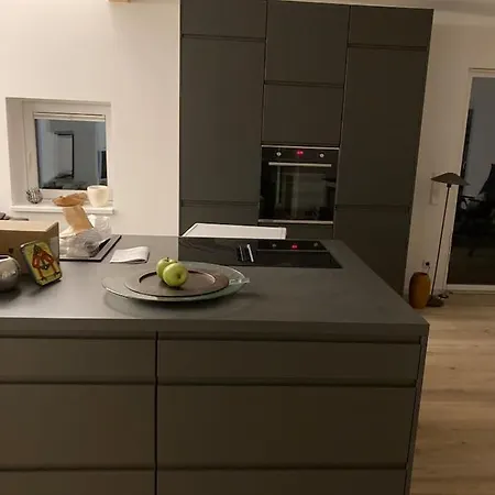 Modernes Penthouse-loft Mit Konuskarte Fuer Kostenfreien Oepnv * Ehrenkirchen